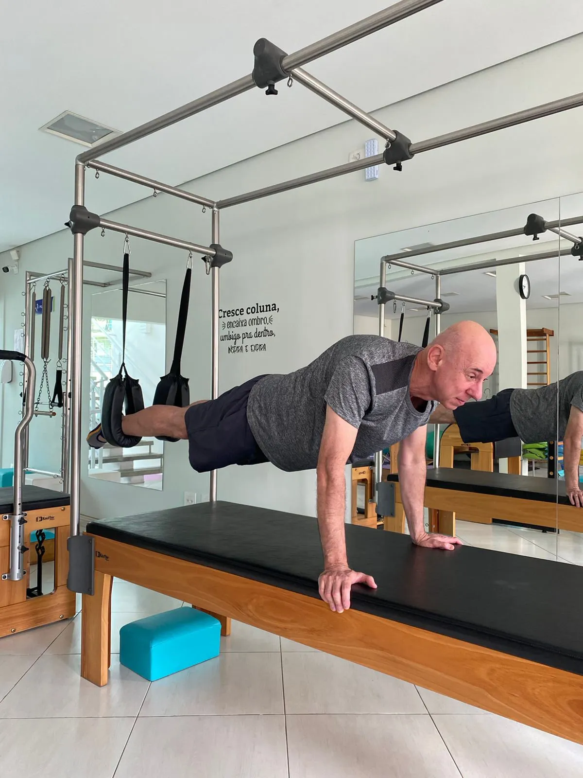 Aula de pilates no estúdio da Ergon